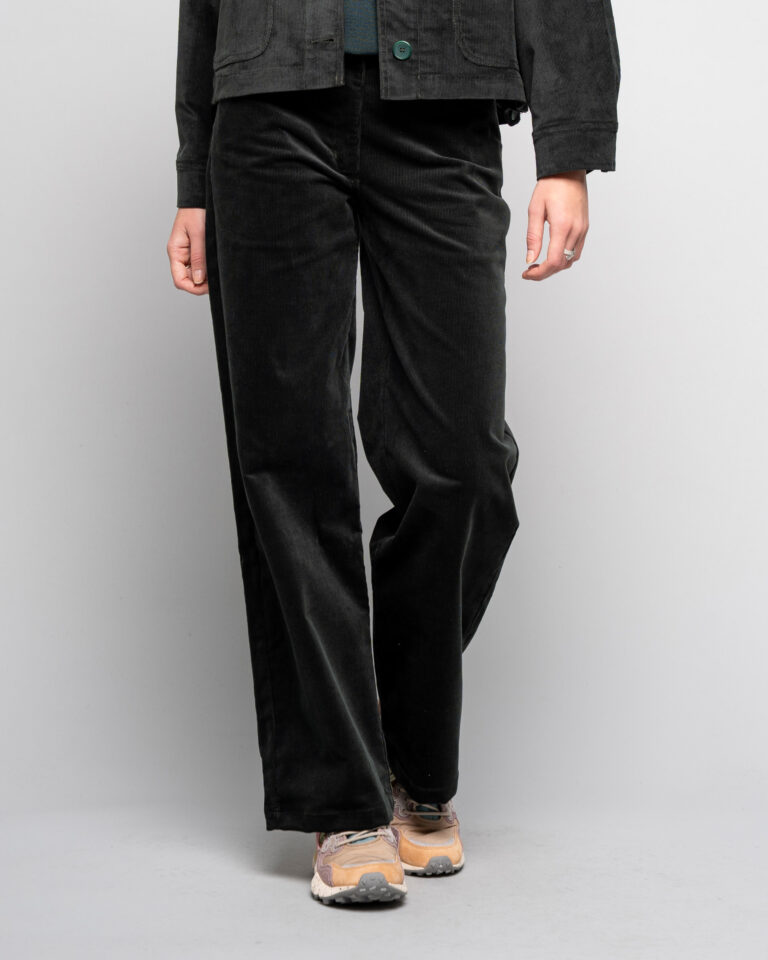 NIKITA (Cord Pants)